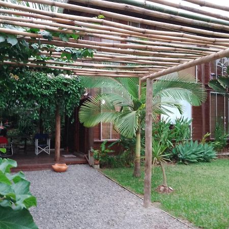 Casa Alquiler En Bombas Bombinhasヴィラ エクステリア 写真